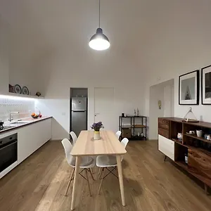 Apartamento La Finestra Su Chiaia, Nápoles